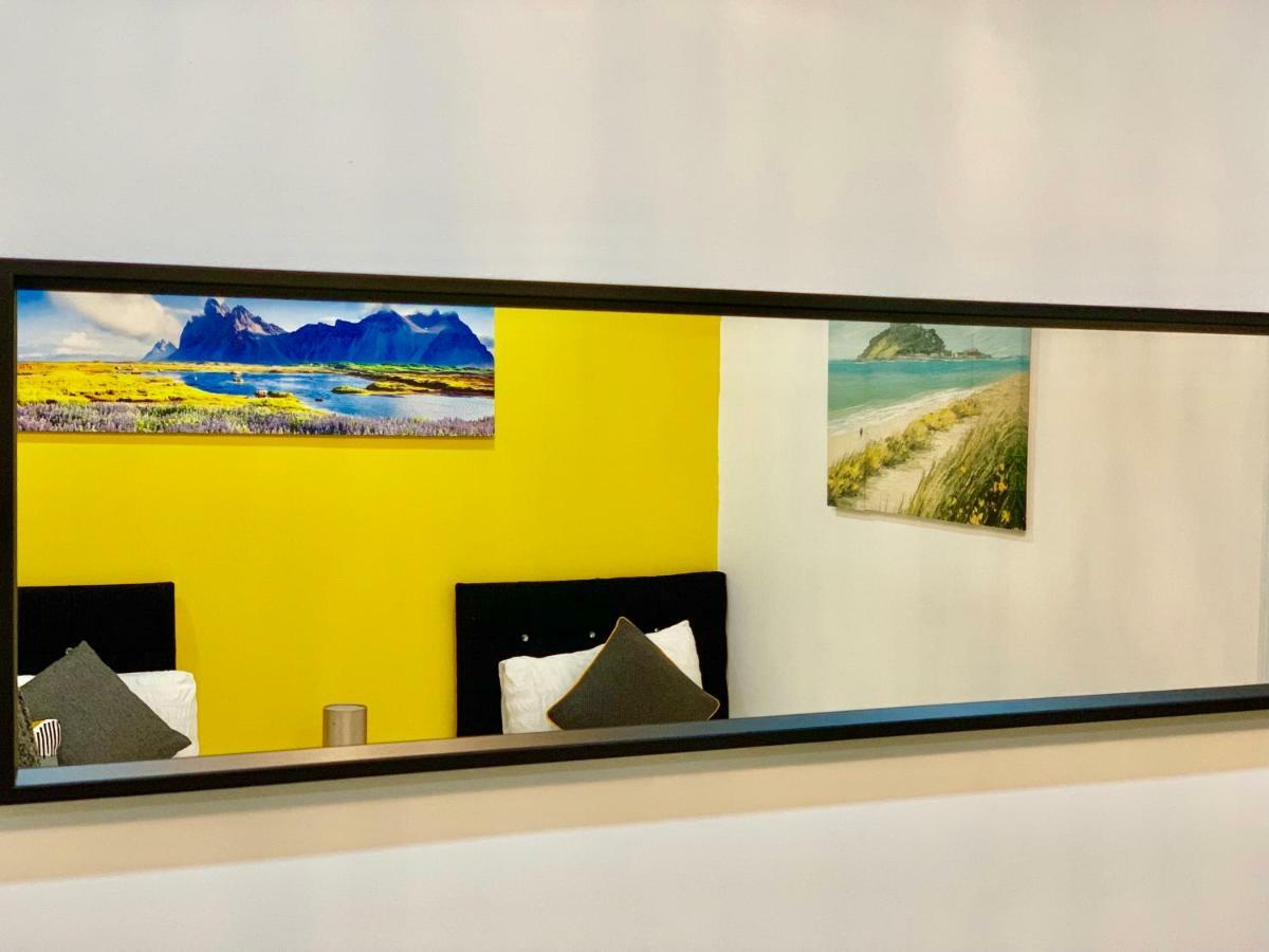 2 Bedrooms Modern Apartment, Lounge, Full Kitchen, Balcony, 5 Minutes Stratford Station London Exteriör bild