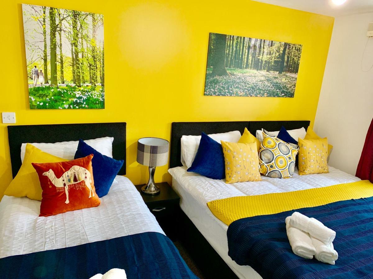 2 Bedrooms Modern Apartment, Lounge, Full Kitchen, Balcony, 5 Minutes Stratford Station London Exteriör bild